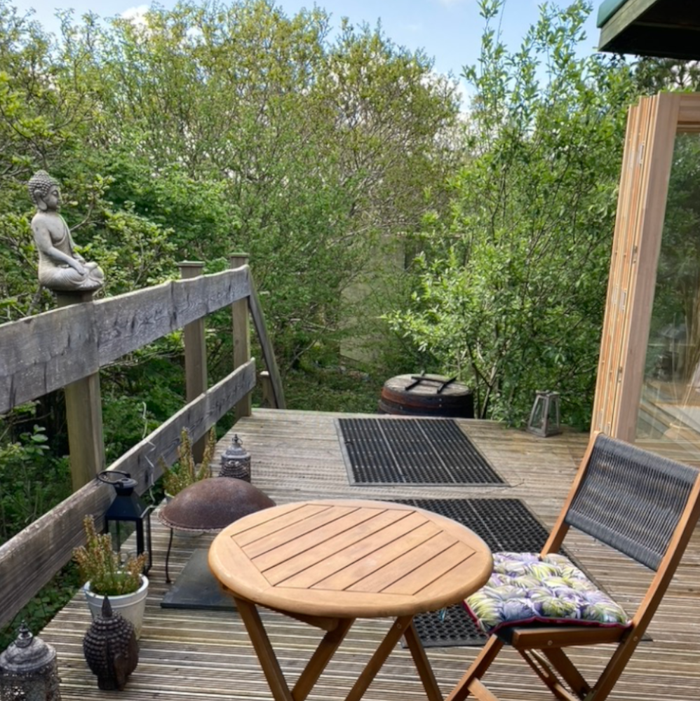 Cornwall Beauty Aesthetics woodland deck